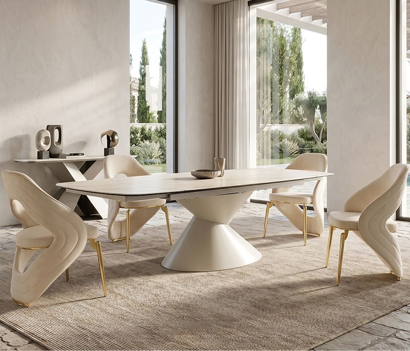 Expandable Dining Table